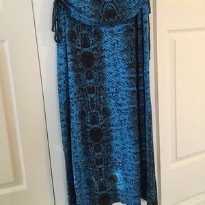 Black and blue maxi skirt